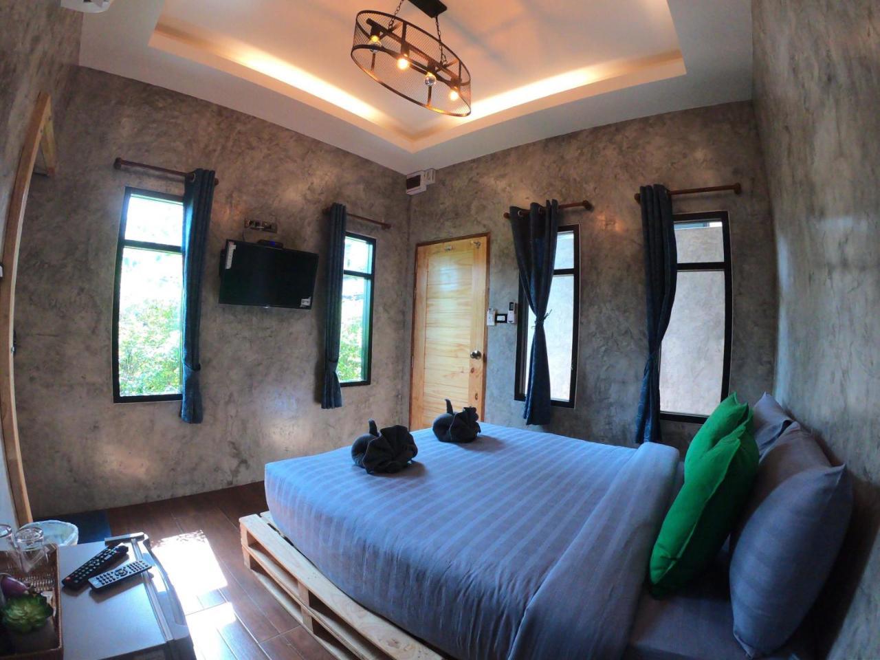 Auberge de jeunesse Samed Big Whale à Rayong Extérieur photo